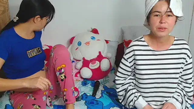 Sofii Kissx69 online show from September 28, 2025, 1:33 am