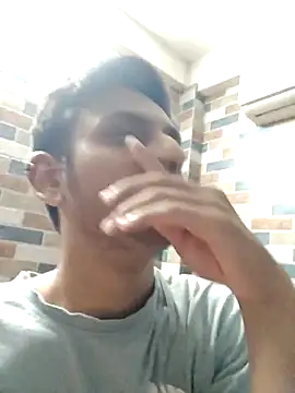 yung cplz online show from November 22, 2025, 5:12 pm