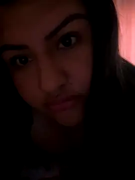 Regina Escobar online show from September 20, 2025, 7:37 pm