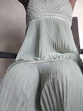 POOJA999 online show from October 3, 2025, 4:31 am