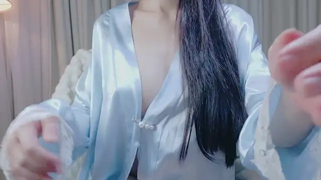 Vessi-babe online show from February 27, 2026, 6:08 pm