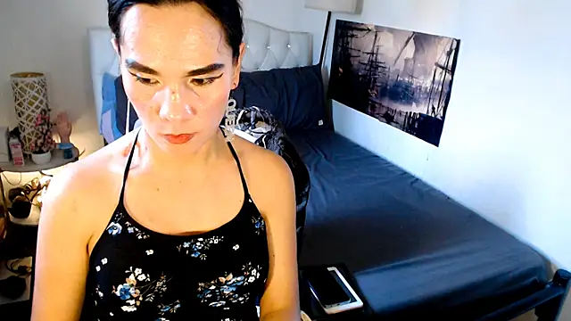 Snapshot of NinaDOM4CUM chatting on May 16, 2026, 1:13 am NinaDOM4CUM online show from May 16, 2026, 1:13 am