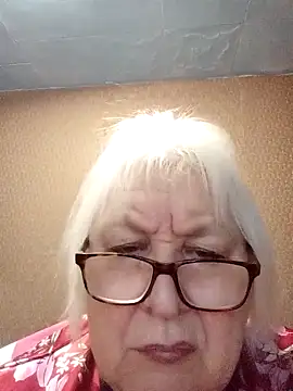 Alexia64231 online show from November 28, 2025, 12:24 am