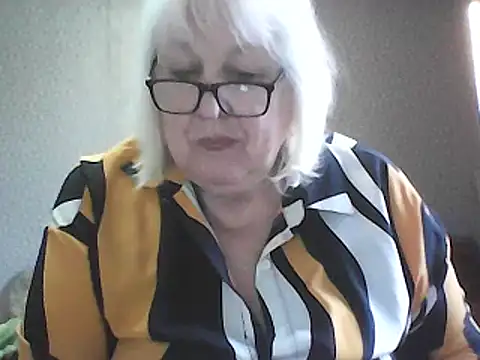 Alexia64231 online show from March 11, 2026, 4:40 am