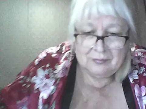 Alexia64231 online show from June 1, 2026, 12:51 pm