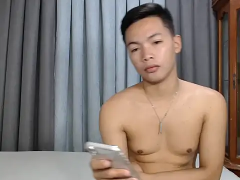 Snapshot of hot_emman chatting on October 31, 2025, 12:55 am hot emman online show from October 31, 2025, 12:55 am