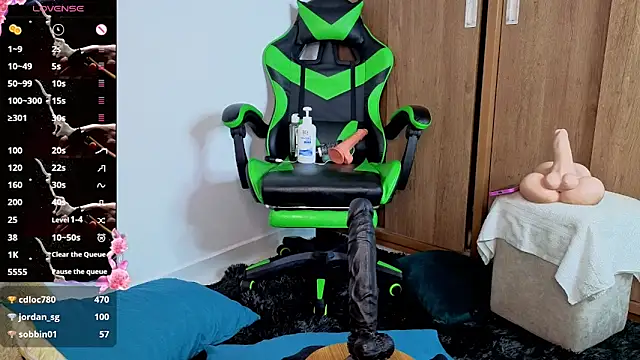 Allyson Claire1 online show from October 3, 2025, 10:23 am