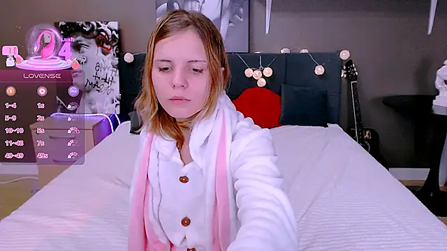 Enrujuvu Vanpaia online show from September 12, 2025, 8:31 pm