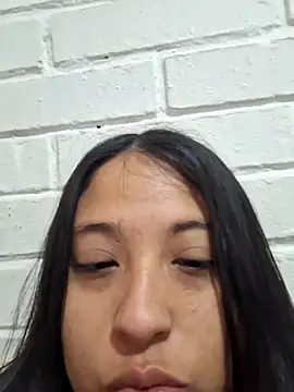 lupittta online show from October 12, 2025, 5:56 pm