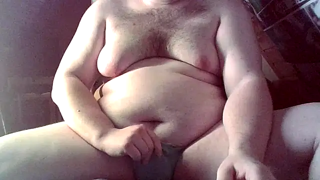 chubbyDavid1998 online show from March 6, 2026, 5:20 pm