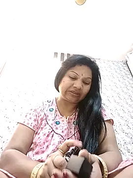 Cute-Janvi20 online show from February 26, 2026, 6:23 am
