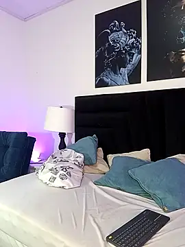 VioletaBliss1 online show from September 12, 2025, 12:38 pm