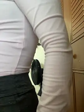 vikysexy283 online show from December 16, 2025, 5:34 am