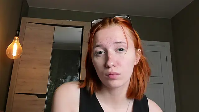 Snapshot of Dark_Willlow chatting on June 6, 2026, 5:06 pm Dark Willlow online show from June 6, 2026, 5:06 pm