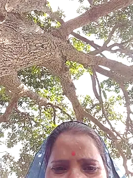 Neelamt12 online show from October 7, 2025, 7:49 am