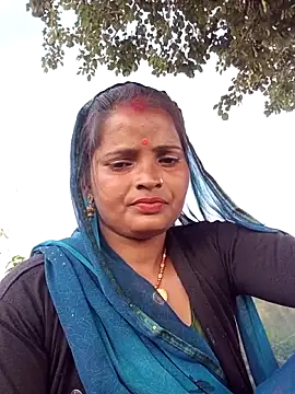 Neelamt12 online show from October 13, 2025, 8:58 am