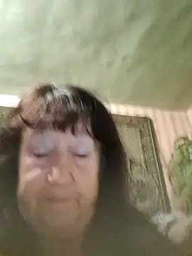 CrystalLime6411 online show from November 25, 2025, 10:32 pm