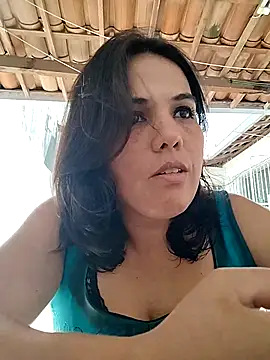 Bellapotencia1985 online show from September 23, 2025, 11:35 am