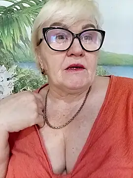 VioletSweet5566 online show from April 4, 2026, 6:44 am