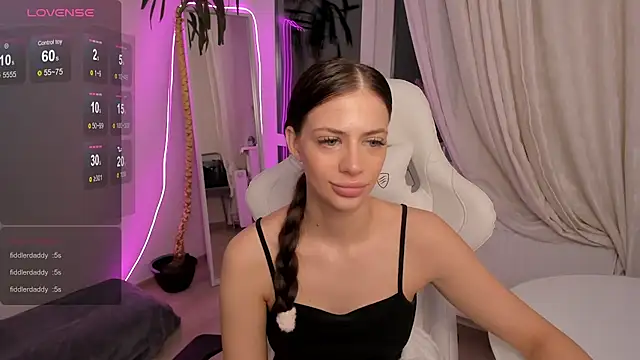 Daria Promise online show from November 5, 2025, 9:48 pm