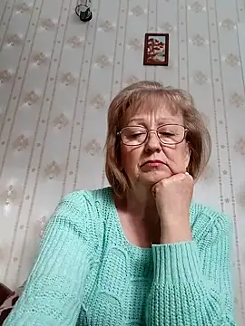 AlikaSwan5821 online show from October 30, 2025, 1:34 pm