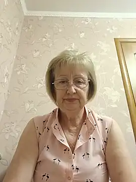 Snapshot of AlikaSwan5821 chatting on June 18, 2026, 12:53 pm AlikaSwan5821 online show from June 18, 2026, 12:53 pm