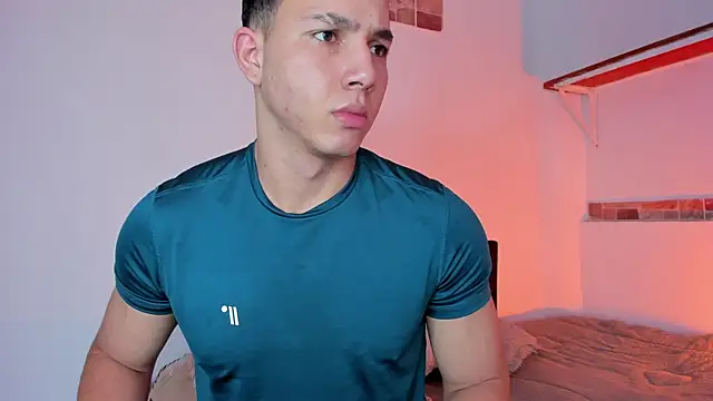 max valiant1 online show from September 24, 2025, 6:00 pm