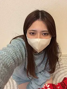 misa mo online show from November 12, 2025, 1:22 pm