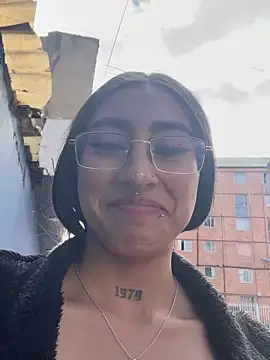 Violeet Smith online show from September 15, 2025, 8:42 pm