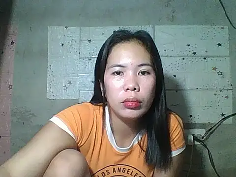 pinaysinglemommm online show from September 10, 2025, 8:36 am