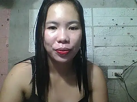 pinaysinglemommm online show from September 18, 2025, 8:44 pm