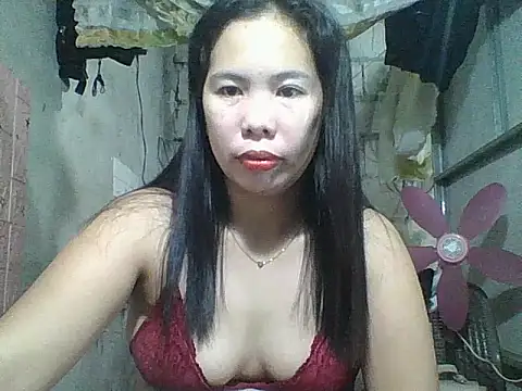 pinaysinglemommm online show from February 11, 2026, 9:09 pm