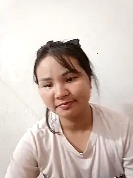 Heulwen-22 online show from October 30, 2025, 9:15 pm