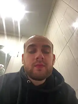 Snapshot of LuckyGirlfriends chatting on February 22, 2026, 6:28 pm LuckyGirlfriends online show from February 22, 2026, 6:28 pm