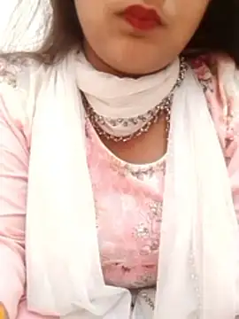 Snapshot of Babe_Doll04 chatting on May 23, 2026, 7:35 am Babe Doll04 online show from May 23, 2026, 7:35 am