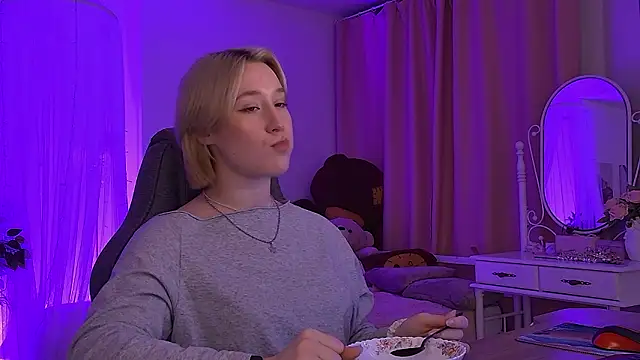 CinBellamy online show from February 25, 2026, 2:54 am