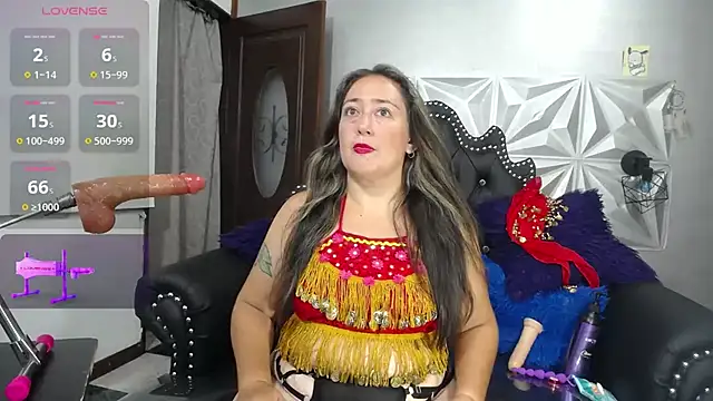 Snapshot of naughty_milf_esmeralda chatting on October 16, 2025, 3:07 am naughty milf esmeralda online show from October 16, 2025, 3:07 am