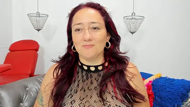 Snapshot of naughty_milf_esmeralda chatting on May 15, 2026, 2:29 am naughty milf esmeralda online show from May 15, 2026, 2:29 am