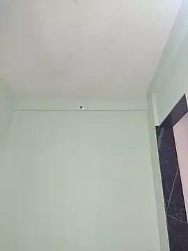 Shivani2002 online show from March 15, 2026, 4:24 pm