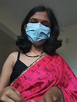 Shivani2002 online show from July 1, 2026, 8:27 am