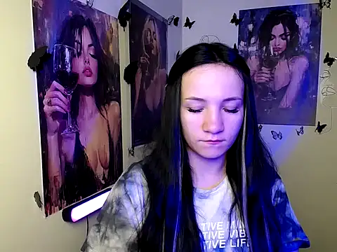 Em7MaA online show from September 30, 2025, 5:56 am