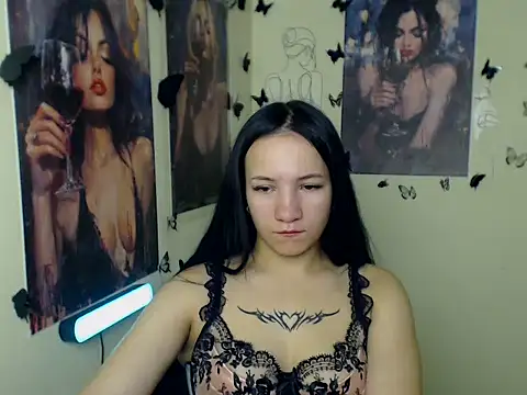 Em7MaA online show from November 6, 2025, 7:20 am