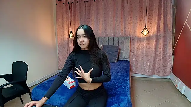 Emily  parker   online show from October 19, 2025, 1:06 am