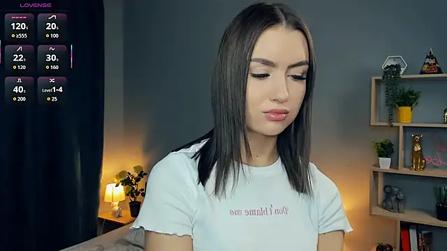 IsaVesco online show from October 18, 2025, 7:14 pm