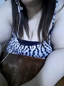 Madam-bezoul- online show from November 24, 2025, 7:46 pm