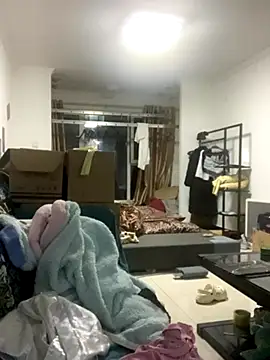 Snapshot of SSlady521 chatting on September 24, 2025, 2:31 pm SSlady521 online show from September 24, 2025, 2:31 pm