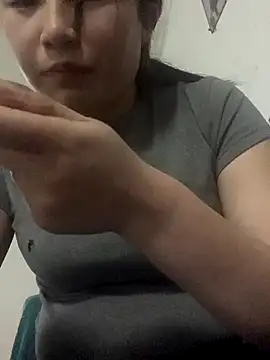 Snapshot of SSlady521 chatting on October 1, 2025, 2:23 pm SSlady521 online show from October 1, 2025, 2:23 pm