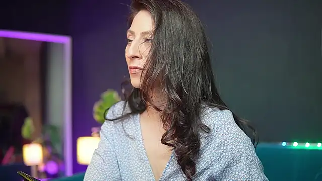 RubyRosa online show from March 31, 2026, 9:48 pm