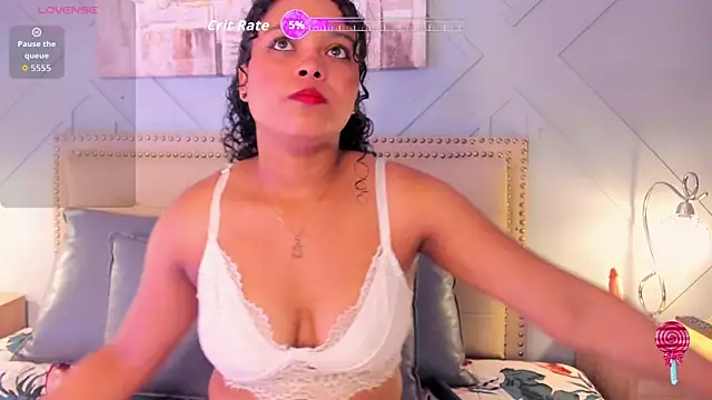 ValeriaJulio  online show from September 13, 2025, 11:32 am