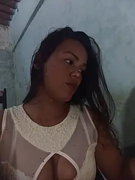 afroditaligh online show from November 18, 2025, 6:51 am